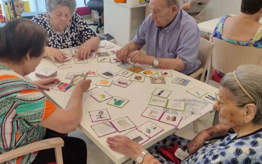 Juegos de memoria para mantener activa la mente de los mayores