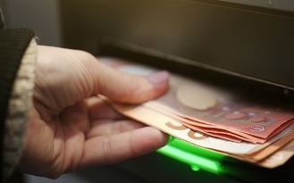 BBVA y Correos lanzan el servicio de entrega de dinero a domicilio en España a través de la ‘app’ del banco