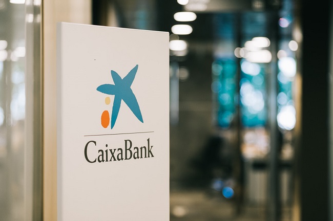 CaixaBank amplía el servicio de caja para los mayores de 65 años