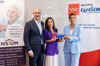 Pensium recibe el sello Madrid Excelente por su labor con los mayores dependientes y sus familias en la Comunidad de Madrid
