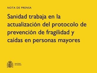 Sanidad trabaja en la actualización del protocolo de prevención de fragilidad y caídas en personas mayores