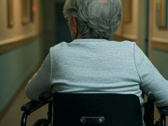 Madrid ordena el cierre de la residencia Santa Josefina por graves negligencias en el cuidado a mayores