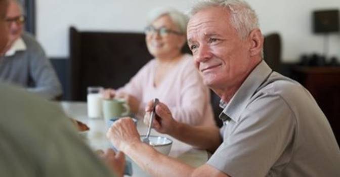 Iniciativa ‘Comer con placer’ busca ayudar a enfermos de Parkinson