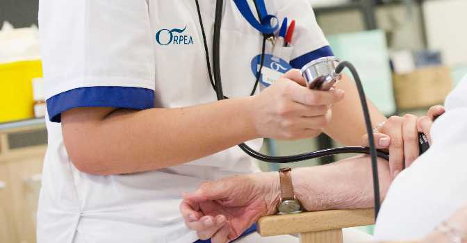 Orpea celebra el Día Internacional del Auxiliar de Enfermería el 14 de julio.