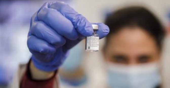 DomusVi elabora un documento sobre la vacunación del coronavirus en residencias de mayores