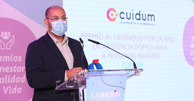 Cuidum recibe un premio del diario La Razón.
