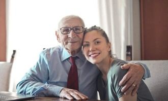 Incremento de estancias temporales en residencias durante el verano para aliviar a cuidadores