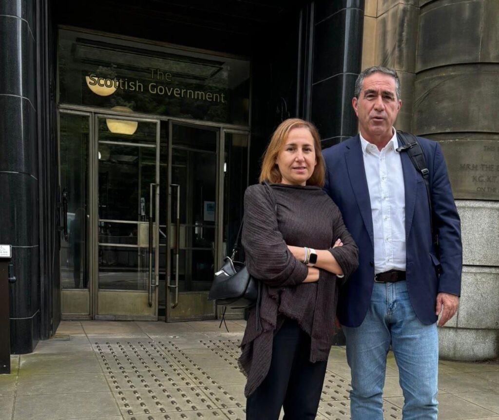 Canarias se capacita en Escocia sobre atención a la dependencia