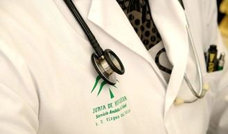 Inicia el proceso de licitación para el seguro de responsabilidad civil de sanitarios en Andalucía