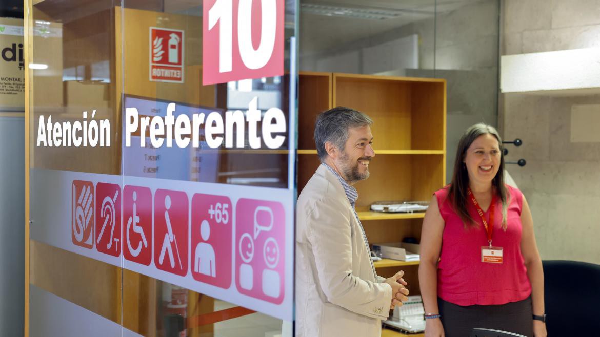 La Oficina Central de Atención al Ciudadano en Madrid seguirá abierta en agosto