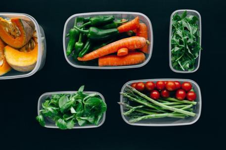 El 80% de los españoles apoya prohibir la publicidad de comida poco saludable para menores