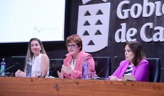 Canarias lanza guías para promover el buen trato a personas mayores
