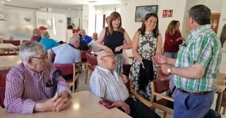 El Gobierno de Castilla-La Mancha promueve un nuevo modelo de atención a mayores en Quintanar de la Orden