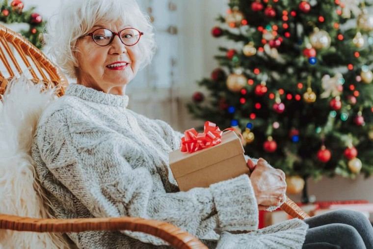 Ideas de regalos navideños para personas con Alzheimer