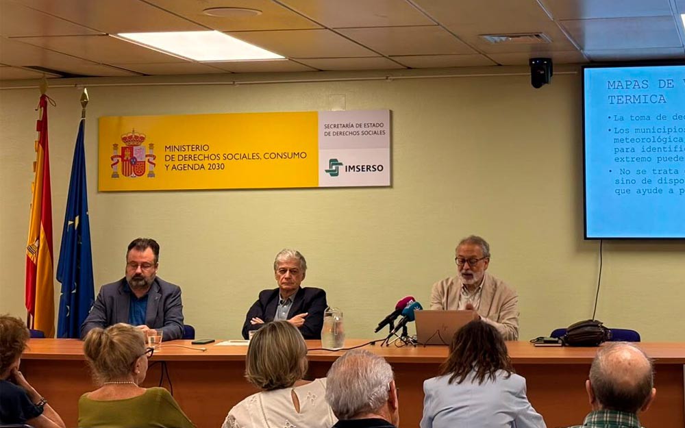 HelpAge International España lanza guía para proteger a mayores del calor extremo