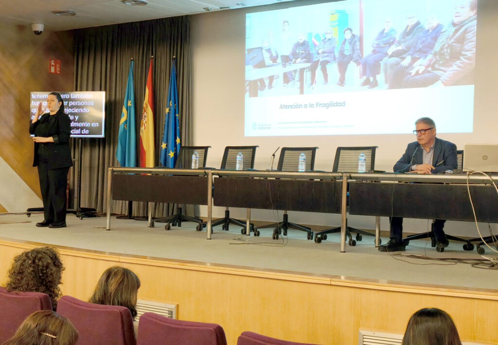 Mejoras en la calidad de vida de mayores gracias a programas de atención en centros sociales