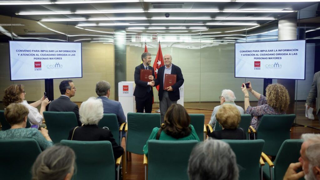 Madrid mejora el acceso a servicios para mayores mediante un nuevo convenio