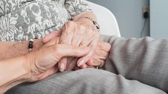 Madrid destina 6,3 millones para cuidar a 340 mayores en dos residencias