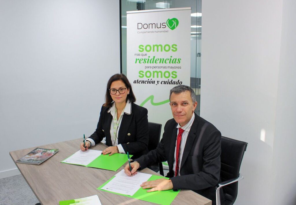 VIU y DomusVi colaboran para mejorar la atención a personas dependientes y crónicas