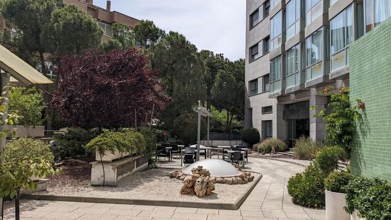 Sanitas asume la gestión de la residencia Los Robles en Arturo Soria