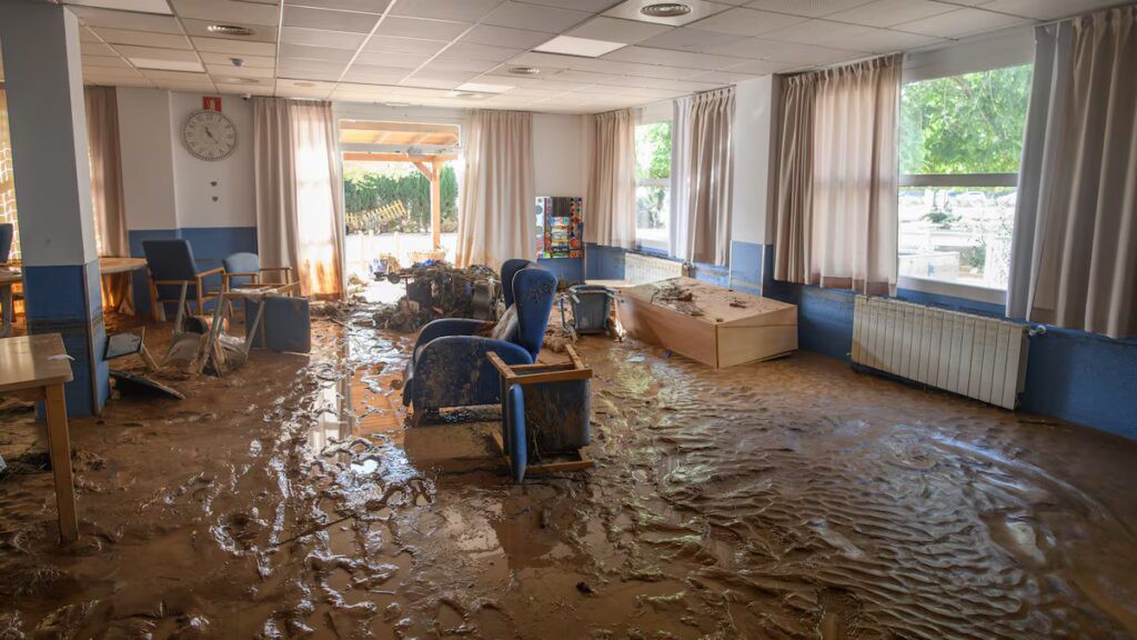 Las personas mayores, las más perjudicadas un año tras la DANA en España Las personas mayores, las más perjudicadas un año tras la DANA en España