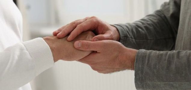 Las principales organizaciones representativas del sector de la atención a la dependencia, AESTE, ASADE, CEAPs, FED y LARES, celebran el acuerdo adoptado p