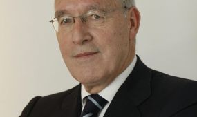 Manuel Pizarro ha sido nombrado nuevo presidente no ejecutivo del Consejo de Administración de Sanitas Seguros, sucediendo a Matías Rodríguez Inciarte, qui