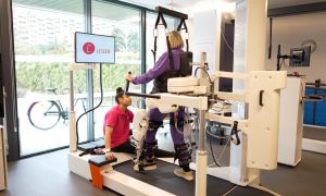 Residencias y tecnología, claves en la lucha contra el Parkinson en mayores