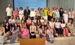 Encuentro en el ISCIII aborda envejecimiento saludable y cuidados para mayores