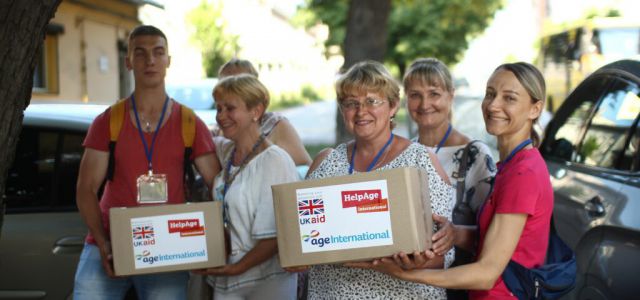 La Plataforma del Voluntariado de España (PVE) destaca la importancia del voluntariado entre las personas mayores, quienes representan el grupo más activo 