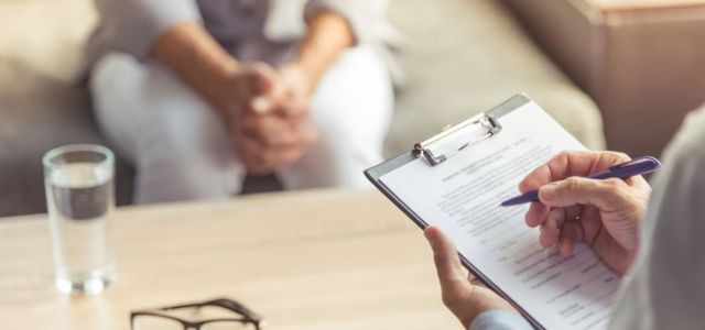 El Mini-Mental Test (MMSE) es una de las pruebas de cribado cognitivo más utilizadas a nivel mundial para evaluar rápidamente las capacidades cognitivas. D