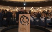 La Fundación DomusVi lanza la XI edición de sus premios para mejorar los cuidados de mayores