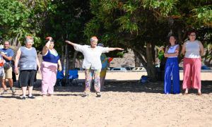 La Consejería de Bienestar Social del Gobierno de Canarias ha lanzado talleres de verano centrados en el envejecimiento activo y la soledad no deseada, com