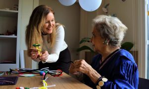 La Comunidad de Madrid incorporará hasta 1.800 nuevas plazas residenciales a su red pública de atención a personas mayores gracias a un nuevo Acuerdo Marco