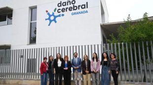 Visita de la consejera de Inclusión Social a la Asociación de Daño Cerebral en Granada