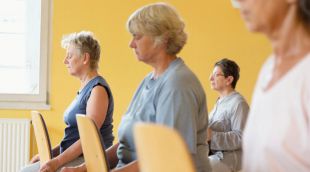 Aprende a manejar el estrés en el cuidado de personas con Alzheimer