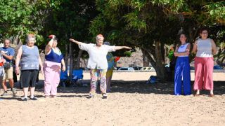 La Consejería de Bienestar Social del Gobierno de Canarias ha lanzado talleres de verano centrados en el envejecimiento activo y la soledad no deseada, com