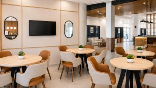 emeis ha abierto las puertas de su nueva residencia Bouco Ferrol, situada en la calle Estrada da Gándara 17, en el barrio de San Xoán de Ferrol. Con 148 pl