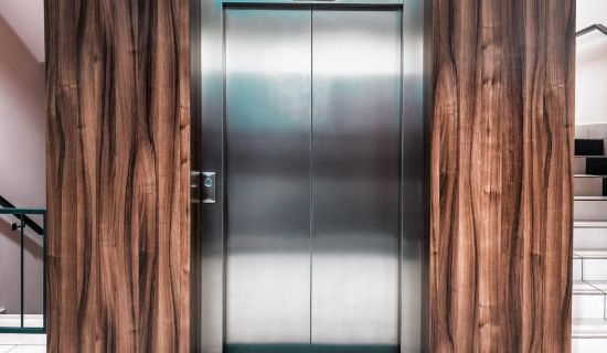 Revalorizar una vivienda sin meterse en grandes obras es una de las tendencias más interesantes del mercado inmobiliario actual. Cada vez más propietarios 
