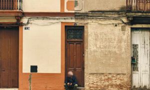 Jornada sobre vivienda y cuidados para mayores en Valencia