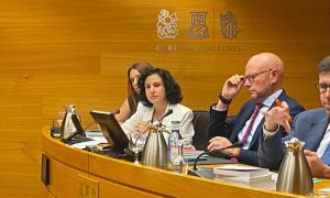 Elena Albalat presenta presupuestos de 2.731 millones para fortalecer servicios sociales en 2026