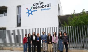 Visita de la consejera de Inclusión Social a la Asociación de Daño Cerebral en Granada