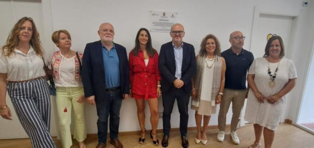 El Gobierno de Castilla-La Mancha ha inaugurado un nuevo Centro de Día en Pozo Cañada, que cuenta con 15 plazas, de las cuales 10 son públicas gracias a un