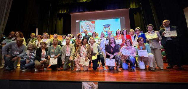 El INCOEX y el SEPAD han clausurado la tercera edición de la Red Sénior de Consumo de Extremadura en Cáceres, donde se entregaron acreditaciones a nuevos A