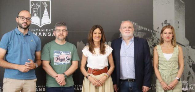El Servicio de Ayuda a Domicilio en Almansa ha logrado reducir a cero su lista de espera, un hito histórico destacado por el delegado de la Junta en Albace