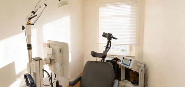 Connectoma, una innovadora empresa de neurotecnología, ha inaugurado su primer centro en Madrid en colaboración con la clínica Veram, ofreciendo un tratami