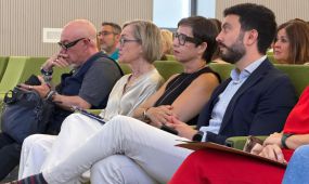 La Generalitat Valenciana ha implementado un nuevo sistema de 'entes habilitados' que permite a asociaciones y entidades sociales tramitar solicitudes de r