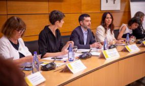 El ministro de Derechos Sociales, Pablo Bustinduy, ha instado a las comunidades autónomas a utilizar el histórico incremento de 6.200 millones de euros en 