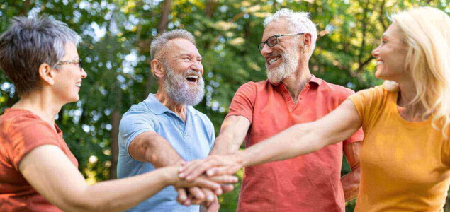 La prevención del Alzheimer es posible a través de hábitos saludables, según un informe de la Comisión Lancet 2024, que indica que cerca del 45% de los cas